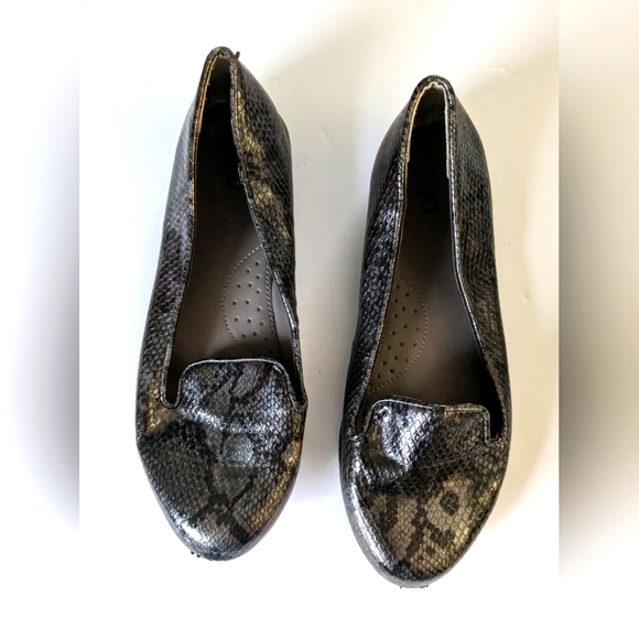 Snakeskin Loafer Size 8W - Picture 1 of 5